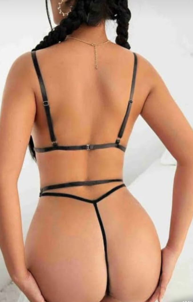 Özge - Kıbrıs Escort Fotoğrafı